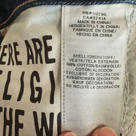 True Religion Cameron slim Boyfriend Blue Distressed Patch Jeans size 25 - Picture 7 of 8